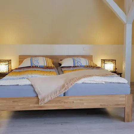 Elena Kempf Haaratelier & Szálloda