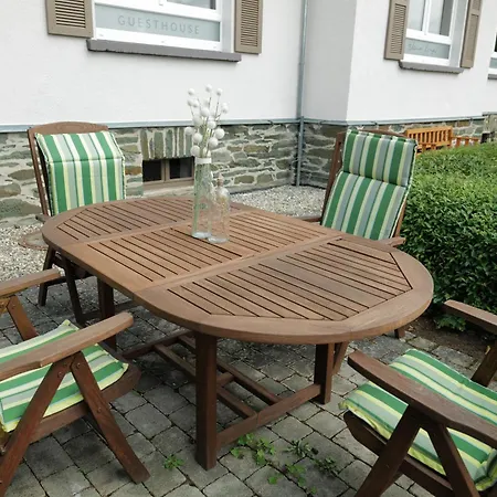 Elena Kempf Haaratelier & Braunfels